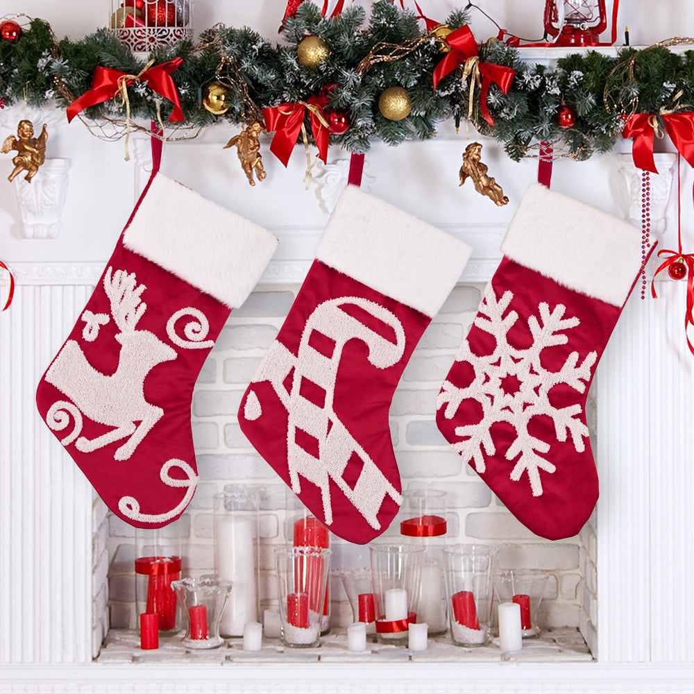 High-End Red Christmas Socks with Snowflake Design - Gift Socks & Festive Gift Bags
