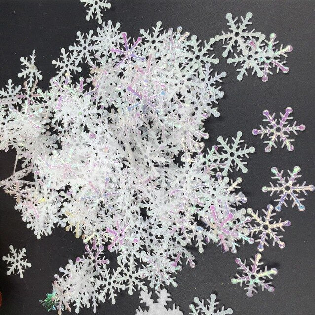 200PCS Artificial Snowflake Ornaments - 3cm Christmas Tree & Home Decorations