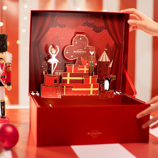 Christmas Gift Box Set – Elk Cartoon Packaging with Bag & Card (4pcs)